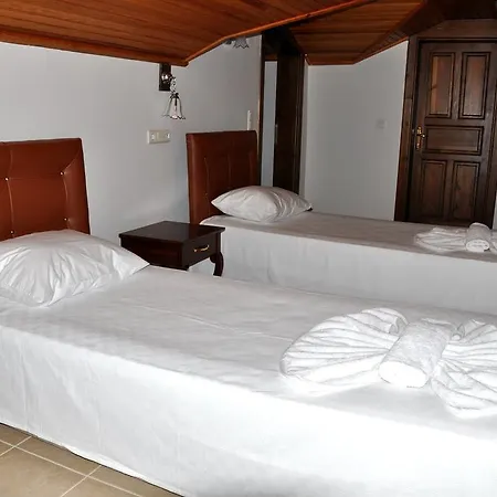 Oasis Lettings Calis 페티예